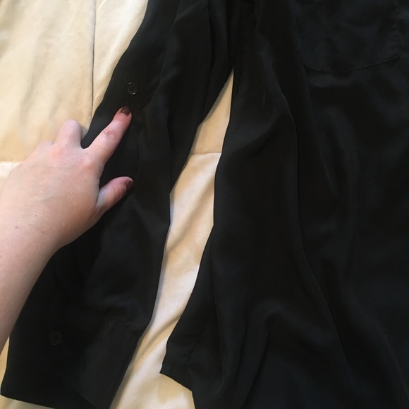 Long sleeved black noise - Picture 3 of 5